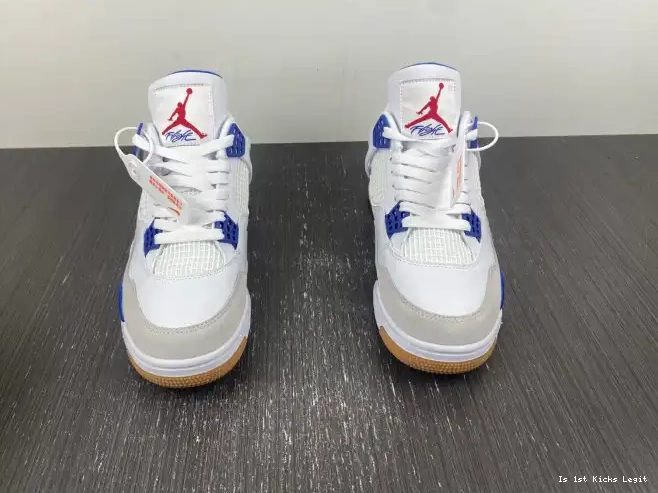 SB 4 Retro DR5415-140 Pine Blue Jordan 0531